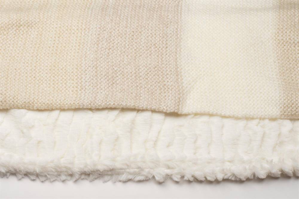 Stylebreaker Material Mix Strickloop Top Angebot