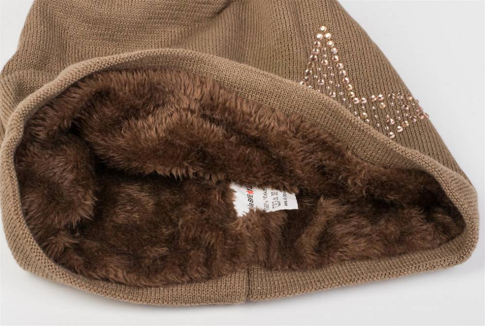 Stylebreaker Feinstrick Beanie mit Strass Stern Zeitlich begrenztes Angebot