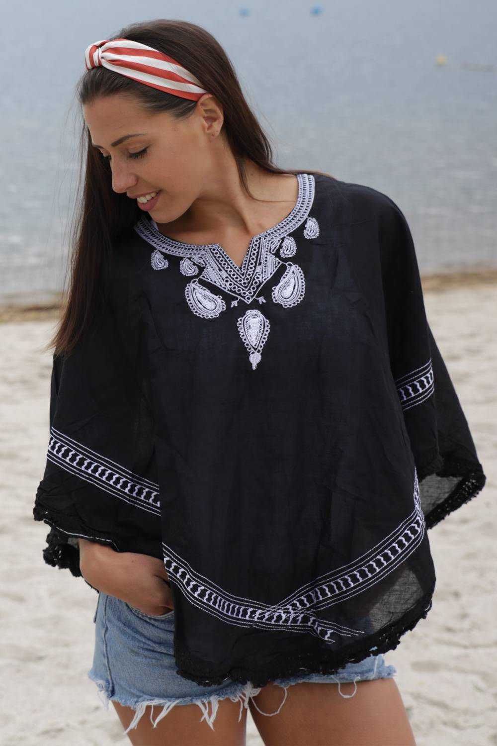 Stylebreaker Leichter Poncho mit gesticktem Paisley Muster Letzte 2 Tage