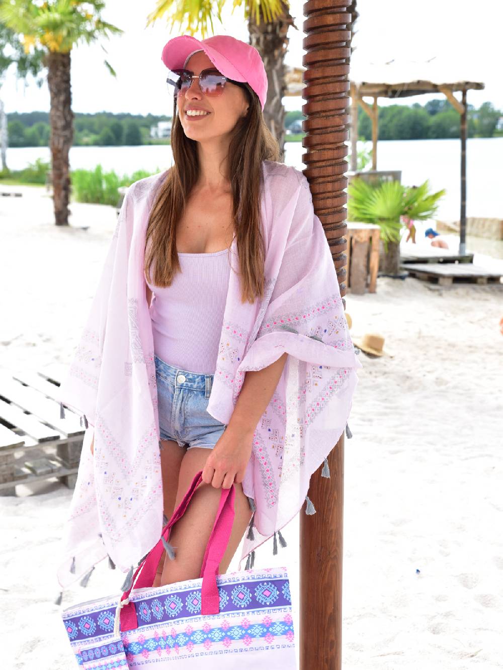 Stylebreaker Leichter Poncho mit Ethno Muster Bis zu 50% Rabatt