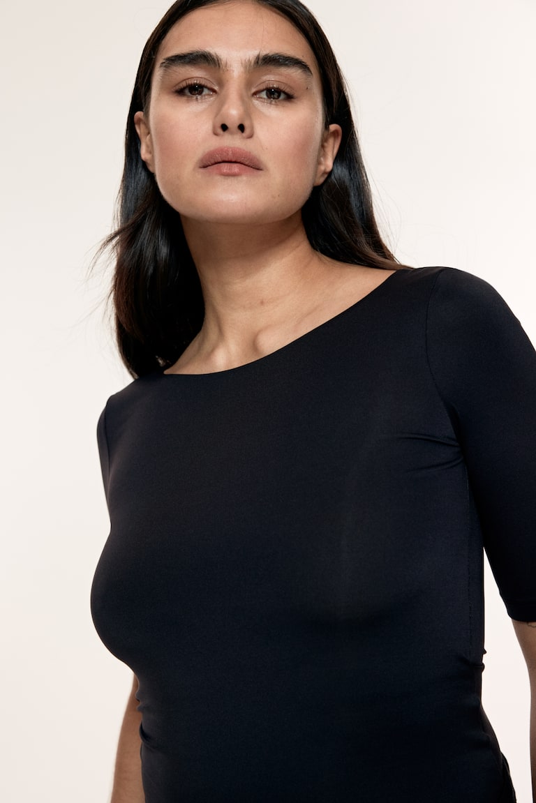 H&M Shirt mit Ballerina-Ausschnitt Wochenangebot