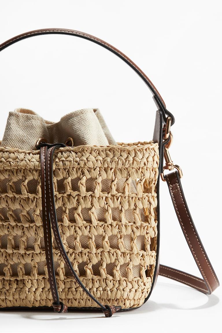 H&M Crossbody-Strohtasche Rabatte dieses Monats