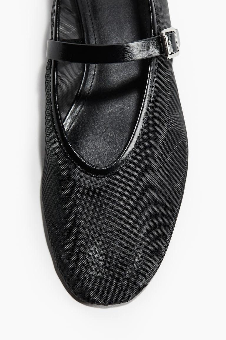 H&M Ballerinas im Mary-Jane-Stil aus Mesh Verkauf