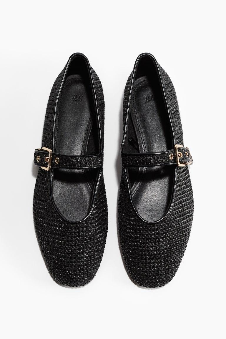 H&M Geflochtene Mary-Janes Exklusivangebot