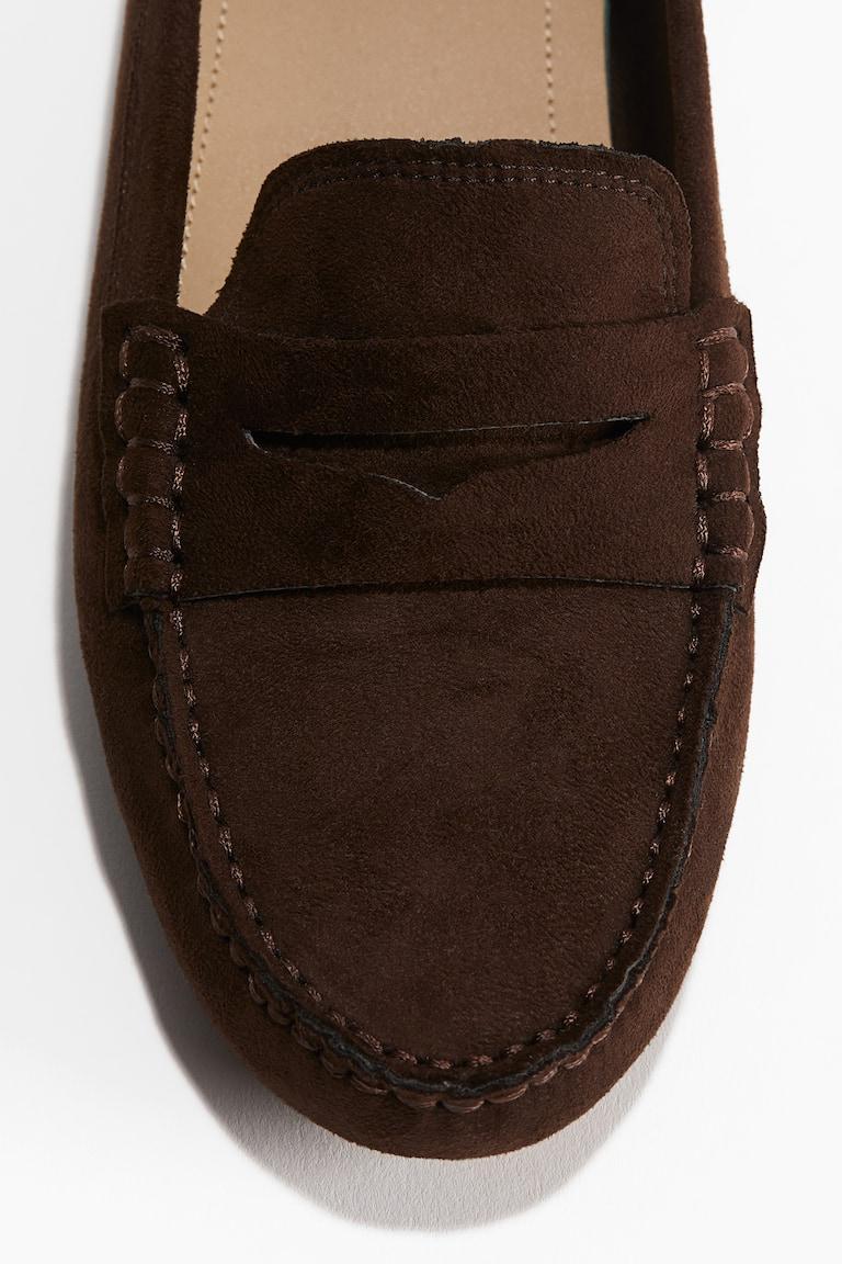 H&M Aufgeraute Loafer Muttertagsangebot
