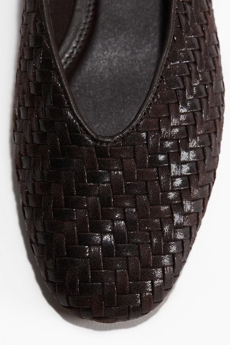 H&M Geflochtene Ballerinas Valentinstagsangebot