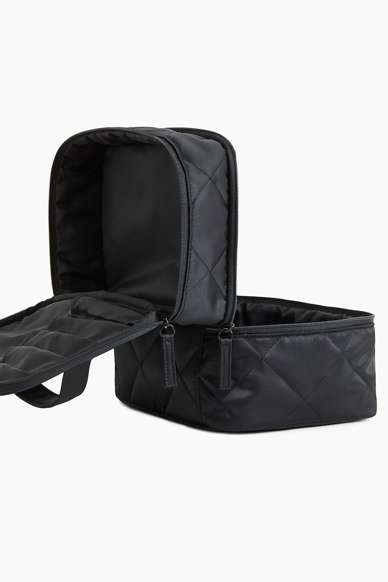 H&M Große Kulturtasche mit zwei Böden Zeitlich begrenztes Angebot