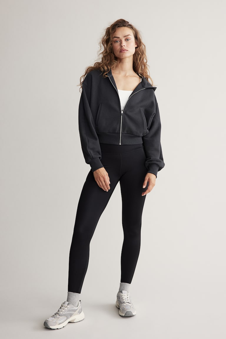H&M Sportleggings mit DryMove™ und Beintaschen JETZT KAUFEN