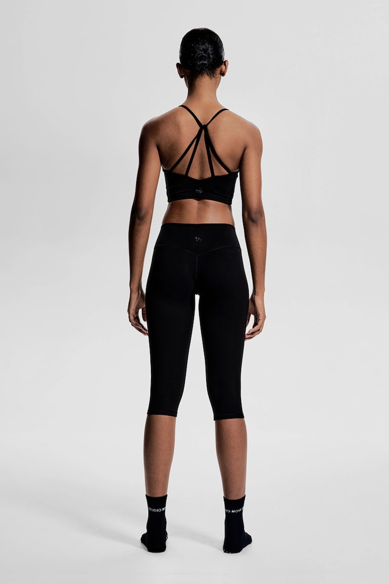 H&M Capri-Sportleggings mit SoftMove™ Kostenloser Versand international