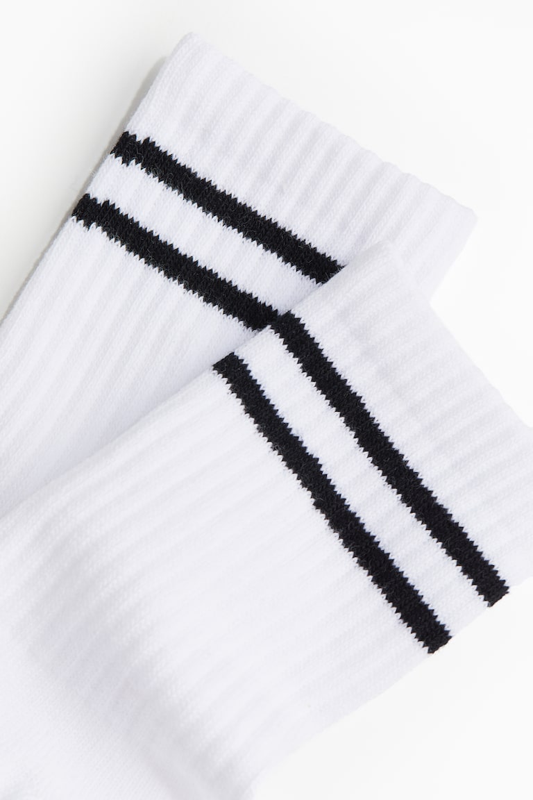 H&M 3er-Pack Sportsocken mit DryMove™ im Angebot