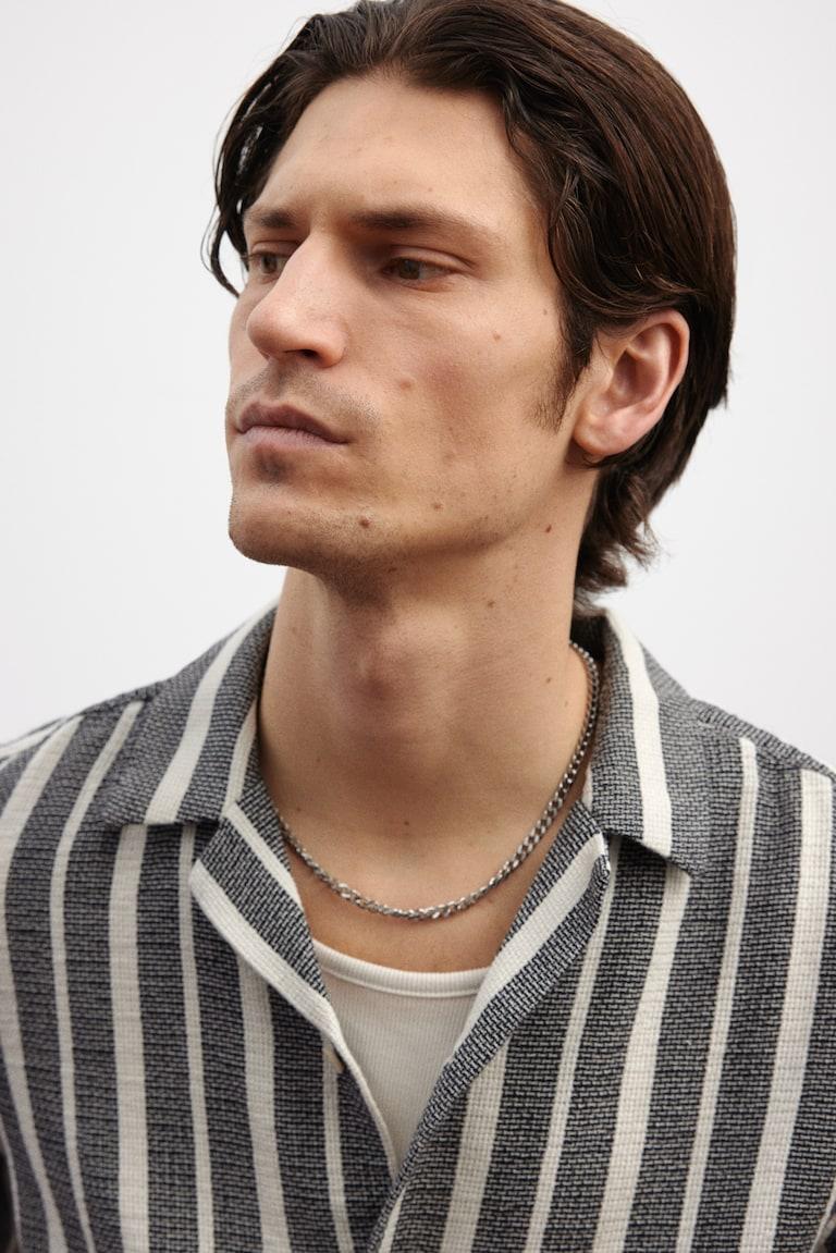 H&M Freizeithemd mit Struktur in Regular Fit Riesige Ersparnisse