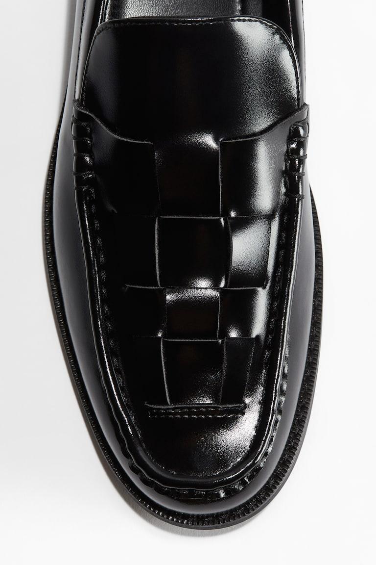 H&M Loafer mit Flechtung Osterangebot