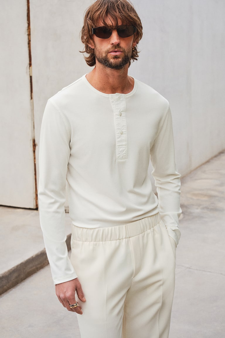 H&M Geripptes Jerseyshirt in Slim Fit Heißer Verkauf