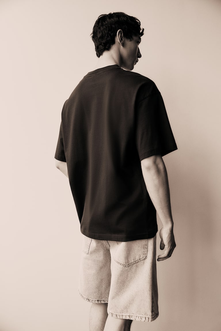 H&M T-Shirt in Oversized Fit Saisonale Angebote