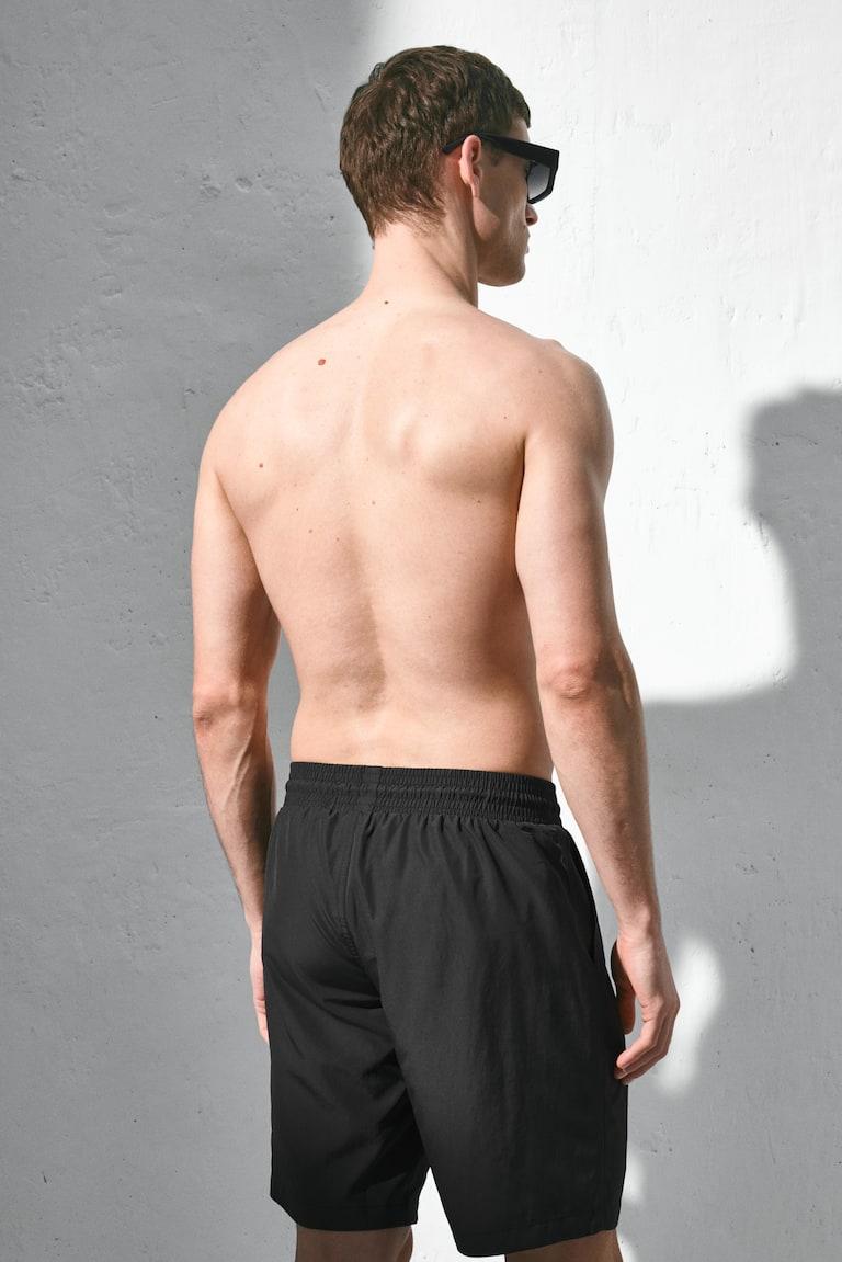 H&M Knielange Badeshorts Online