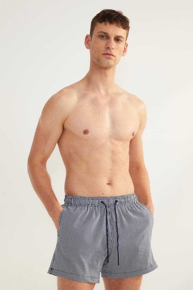 H&M Badeshorts aus Seersucker Saisonschlussverkauf