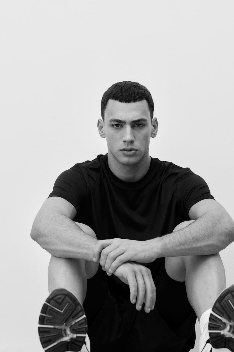 H&M Sportshirt mit DryMove™ in Regular Fit Bestseller