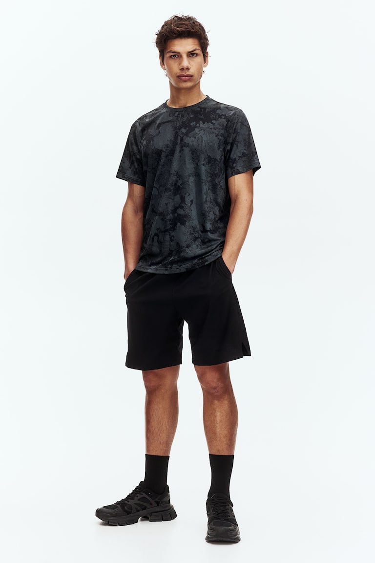 H&M Lange Sportshorts mit DryMove™ JETZT KAUFEN