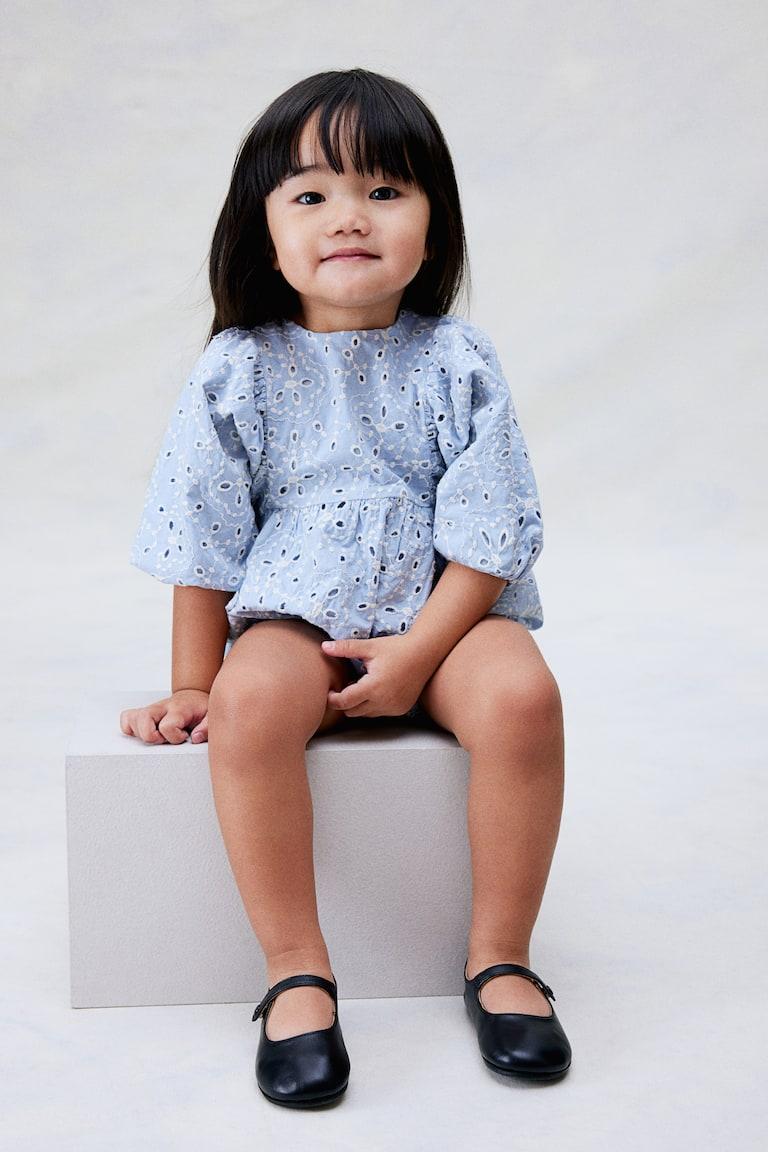 H&M Strampler mit Broderie Anglaise Neueste Mode