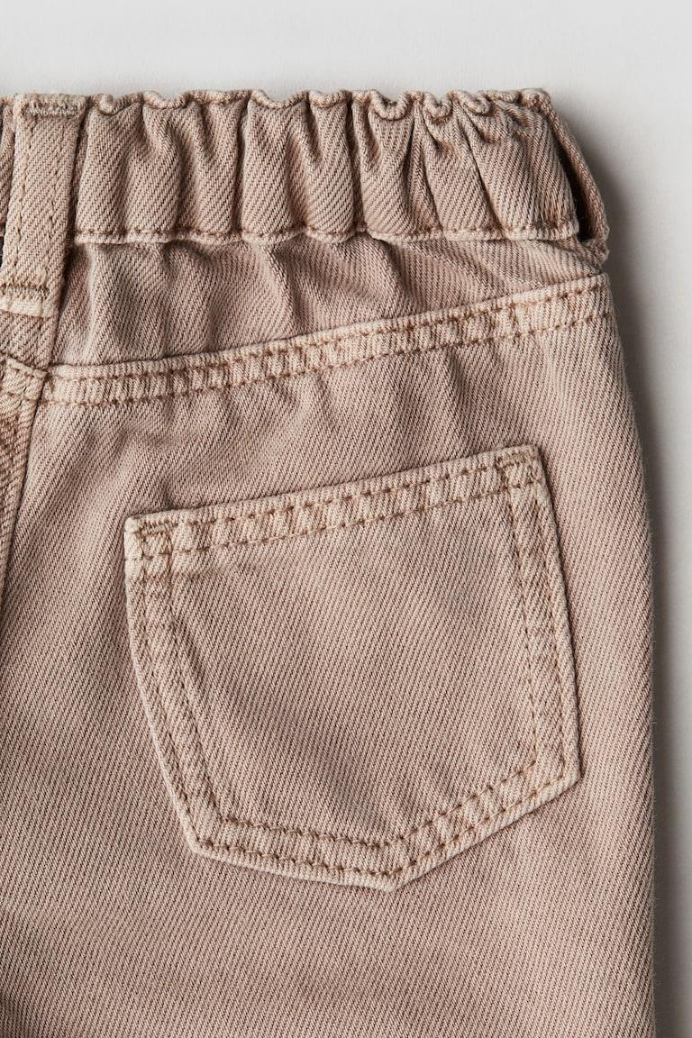 H&M Jeans mit Stickereien Rabatt