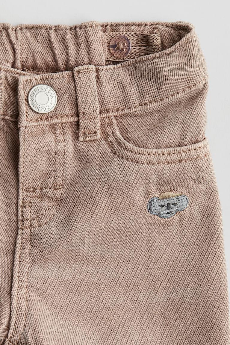 H&M Jeans mit Stickereien Rabatt