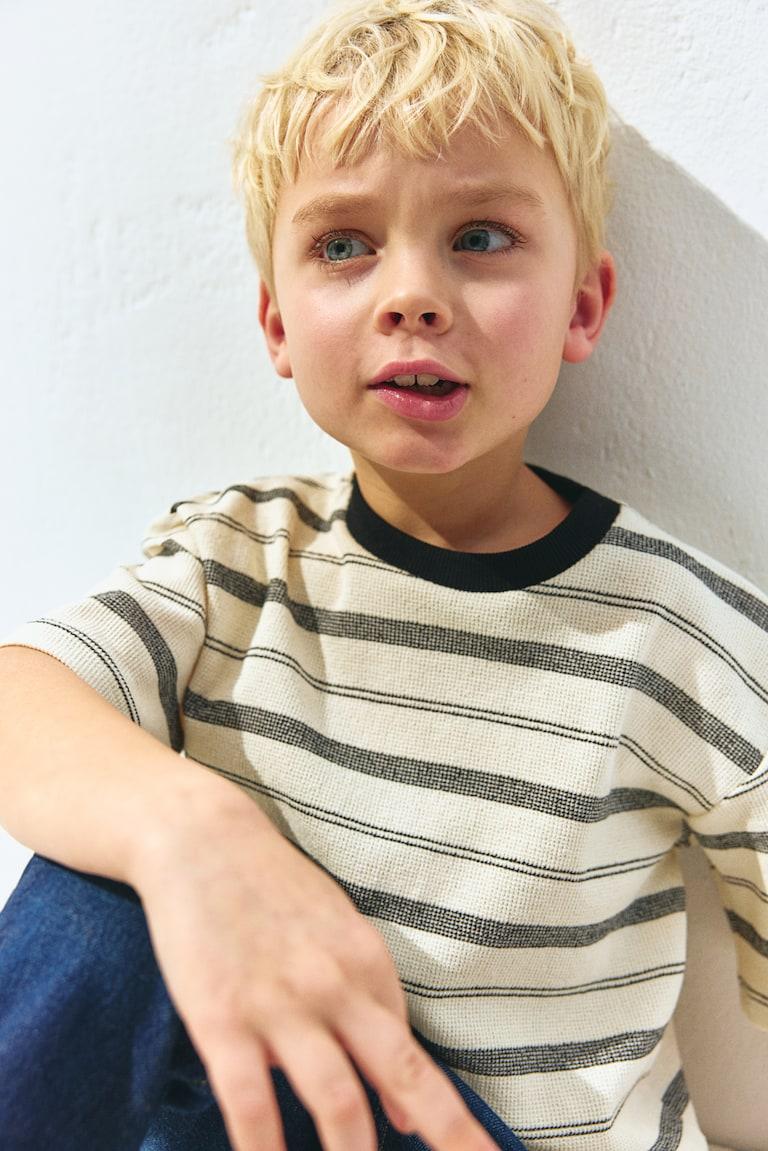 H&M Jacquard-T-Shirt in Loose Fit Begrenzt auf 3 Tage